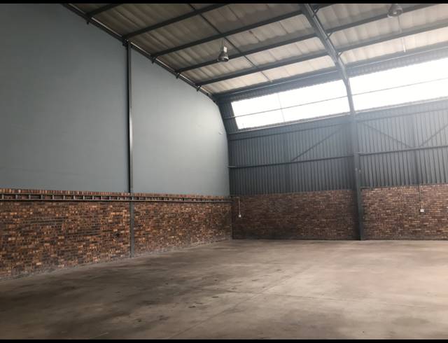 757M² WAREHOUSE TO LET IN JET PARK